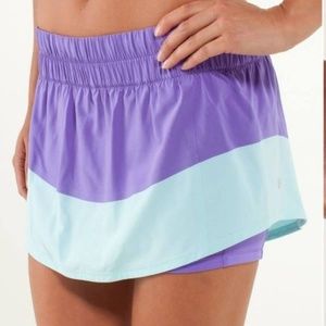 LULULEMON Purple + Blue Breeze By Skirt Skort 6